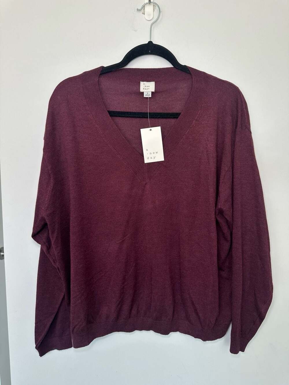 A New Day V-Neck Pullover Sweater Size L Burgundy Long Sleeve